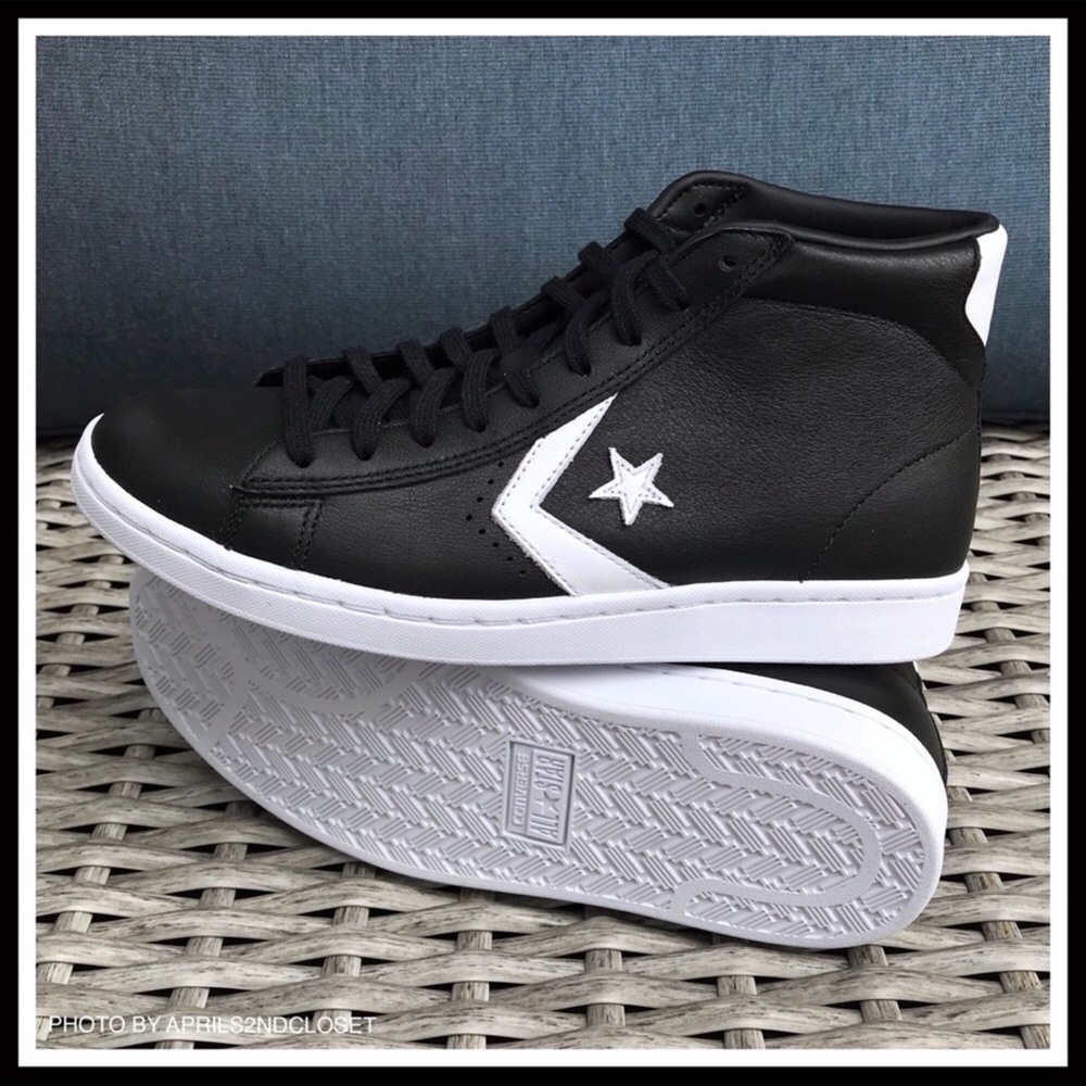 CONVERSE BLACK LEATHER ALL STAR MID HIGH TOPS A2C - Picture 3 of 8